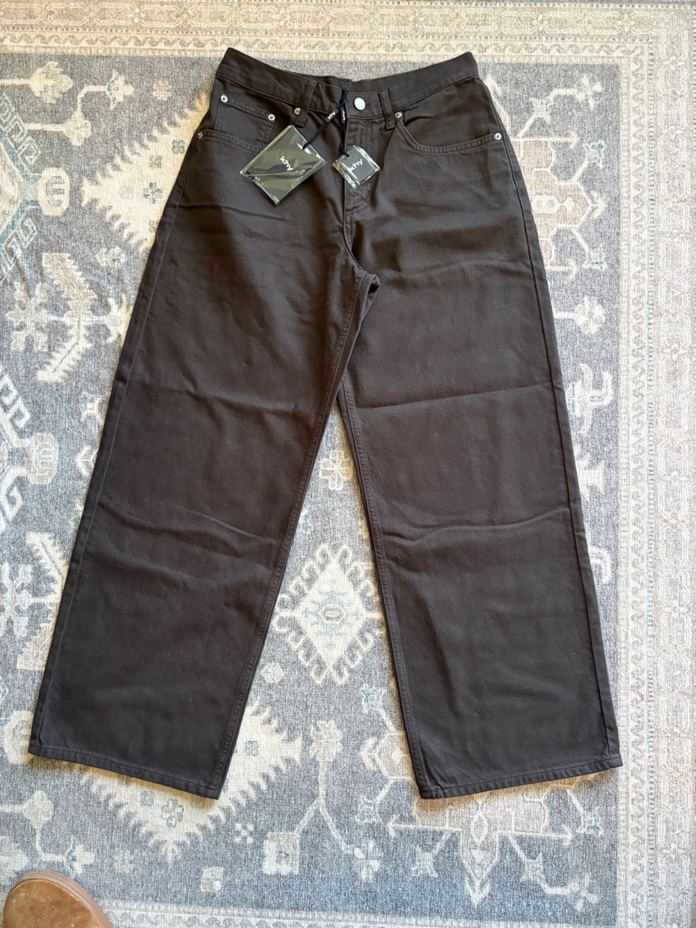 Women's Boyfriend Jeans in Black — Relaxed Wide-Leg